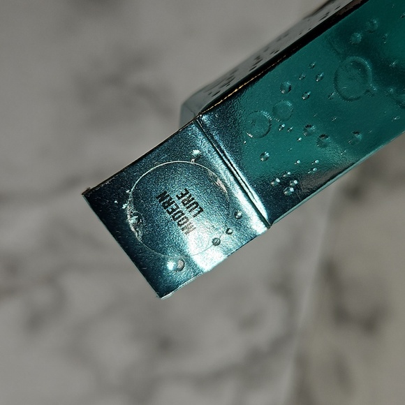 LNIB MAC MODERN LURE ALLURING AQUATIC LIPGLASS ORIGINAL FORMULA LARGER SIZE! - Picture 7 of 16